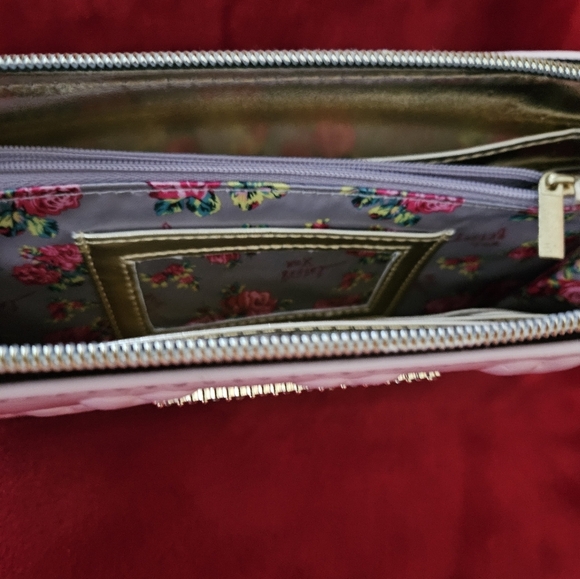 Betsey Johnson Pink and Black Patent Wristlet - Picture 6 of 11